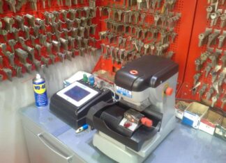 مشروع محل نسخ مفاتيح